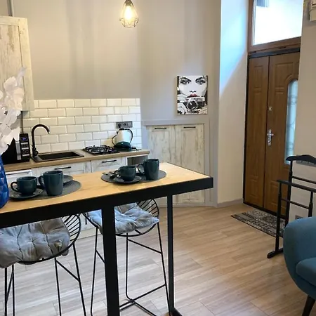 центр. оперний театр. студія