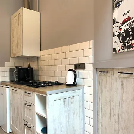 центр. оперний театр. студія * Lviv