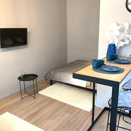 Daire центр. оперний театр. студія