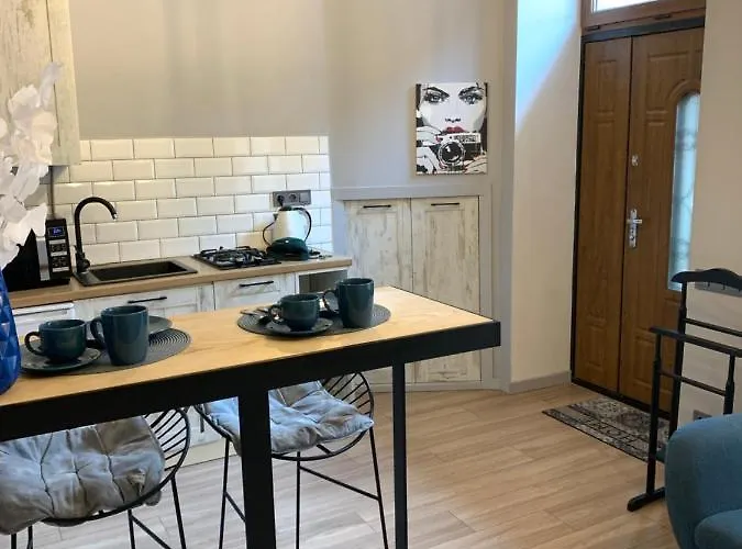 центр. оперний театр. студія