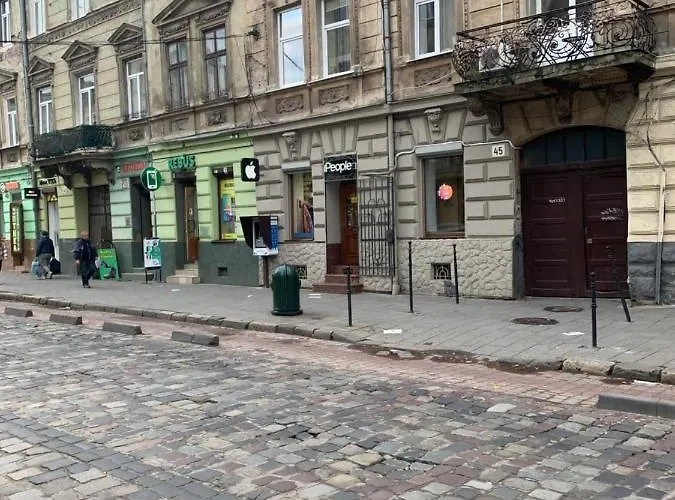 Daire центр. оперний театр. студія *