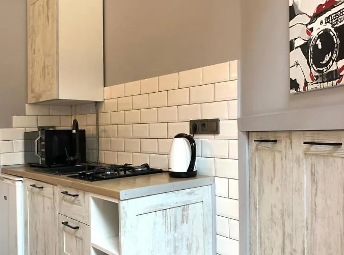 центр. оперний театр. студія * إلفيف